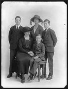 Mabel (née Shaw), Lady Birkbeck and family NPG x36672