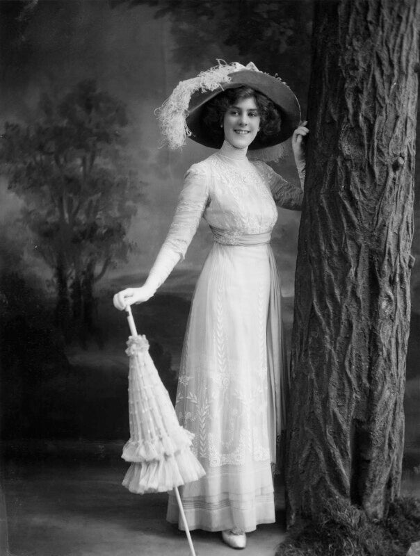 Dame (esmerelda) cicely courtneidge npg x19185