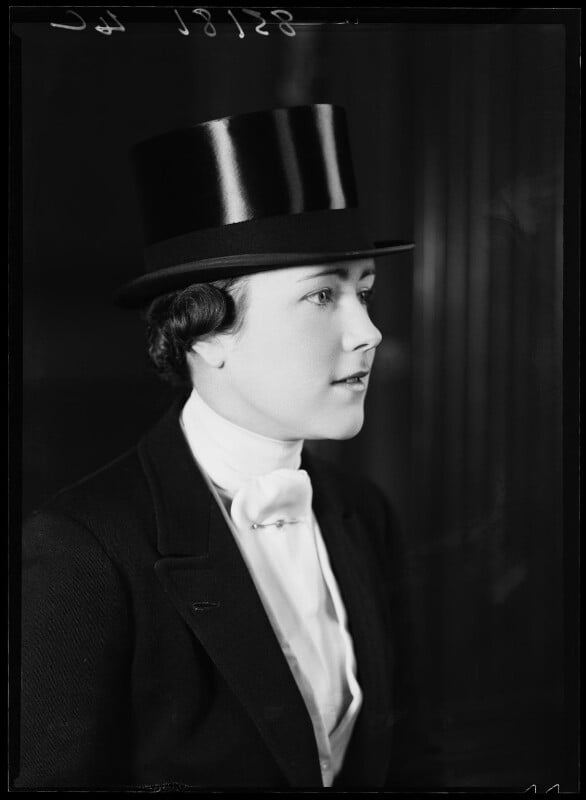 Hon. margaret hargreaves (née lane fox) npg x155987