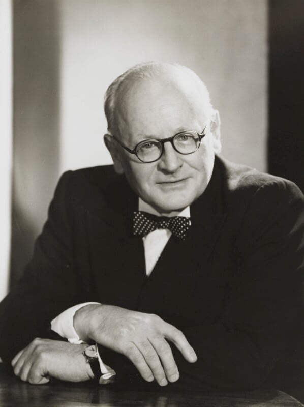 Sir (charles) rodger noel winn npg x186237