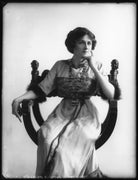 Valli Valli (née Valli Knust) NPG x101932