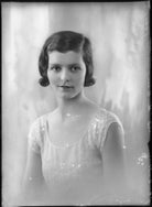 Rose Greville (née Bingham), Countess of Warwick NPG x127537