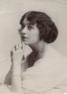 Vivien Maxwell NPG x83259