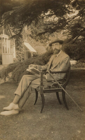 Lytton Strachey NPG Ax13014