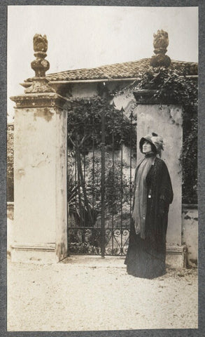 Lady Ottoline Morrell NPG Ax140282