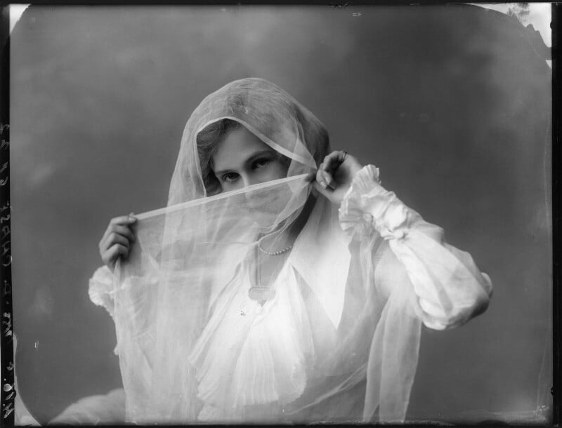 Pauline chase npg x101168