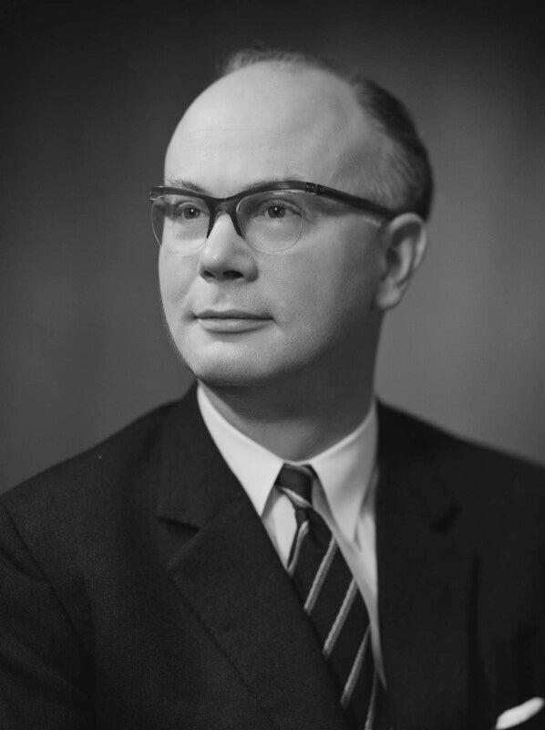 Ewen m'ewen npg x171173