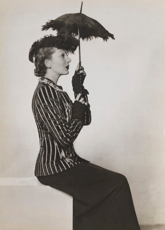 Gertrude lawrence as eliza doolittle in 'pygmalion' npg x19918