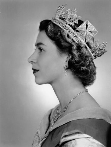Queen Elizabeth II NPG x37856