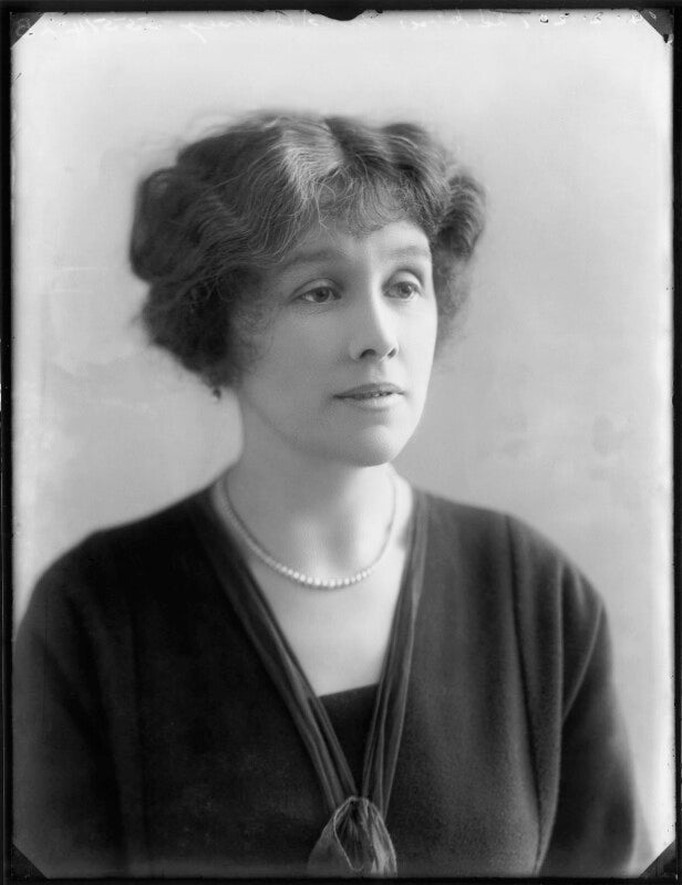 Hon. dorothy vesey (née strachen) npg x120187