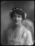 Evelyn D'Alroy NPG x102582