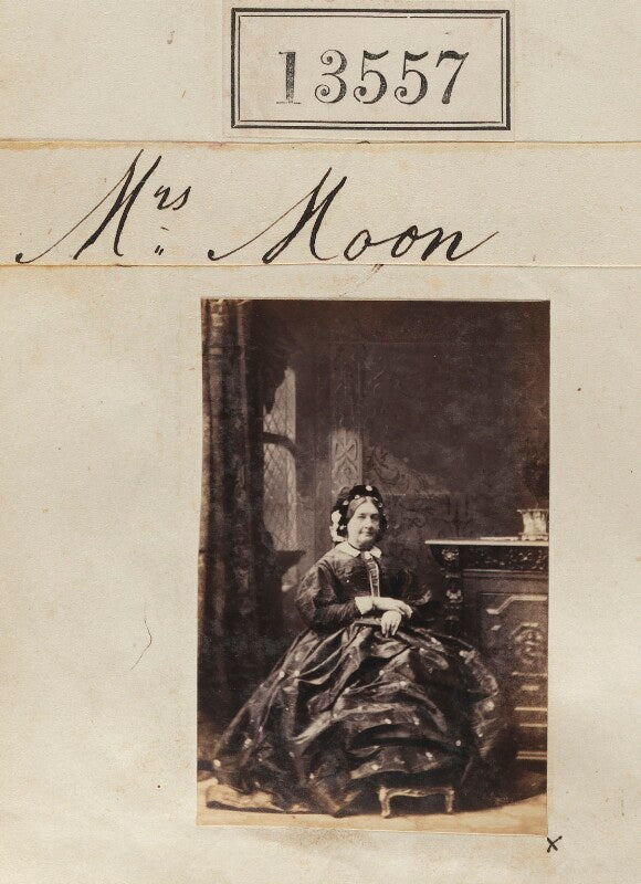 Mrs moon npg ax63190