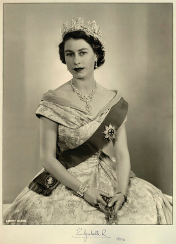 Queen Elizabeth II NPG x44642