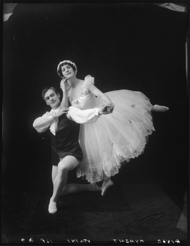 Alexandre volinine (né aleksandr volinin); lydia kyasht npg x101609