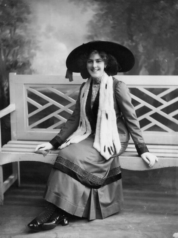 Dame (esmerelda) cicely courtneidge npg x19189