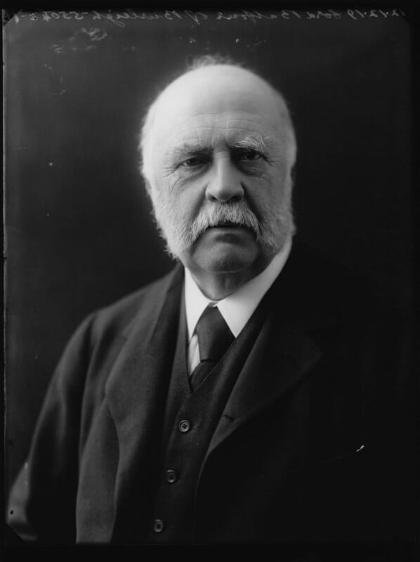 Alexander hugh bruce, 6th baron balfour of burleigh npg x158574