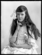 Hon. Lena Barbara Joan Onslow (née Ogilvie-Grant) NPG x120253