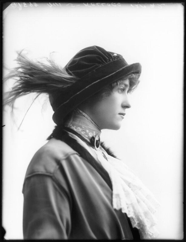 Shirley kellogg (mrs albert de courville) npg x101788