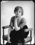 Beatrice Sinclair NPG x103546