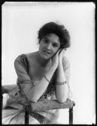 Dorothy Thomas NPG x103216