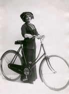 Ellaline Terriss with bicycle NPG x83487
