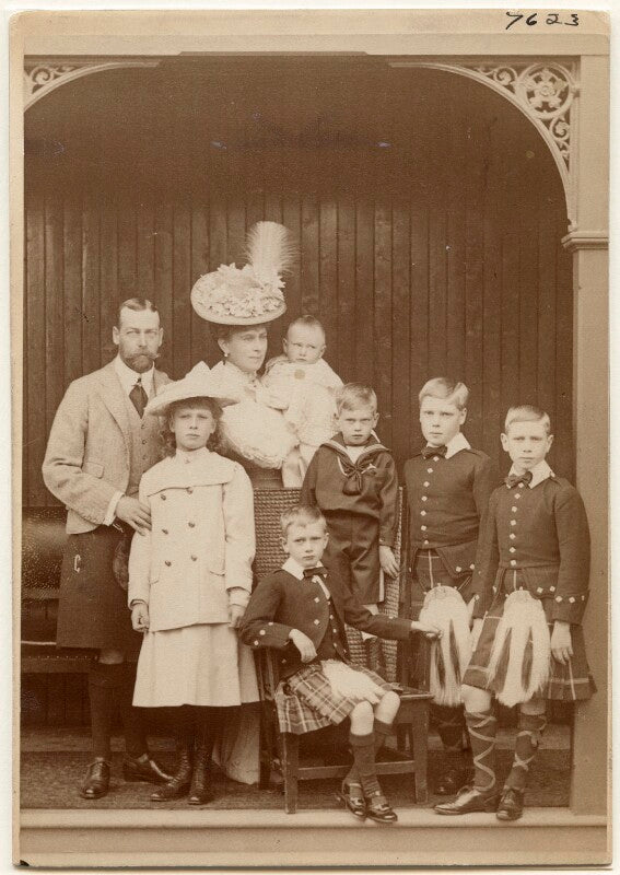King george v with his family npg x197453