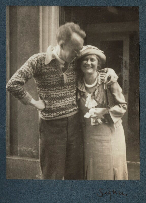 Frank o'connor; signe hackett (née toksvig) npg ax144070