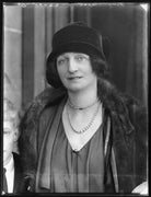 Lady Muriel Evelyn Vernon Paget (née Finch-Hatton) NPG x123606