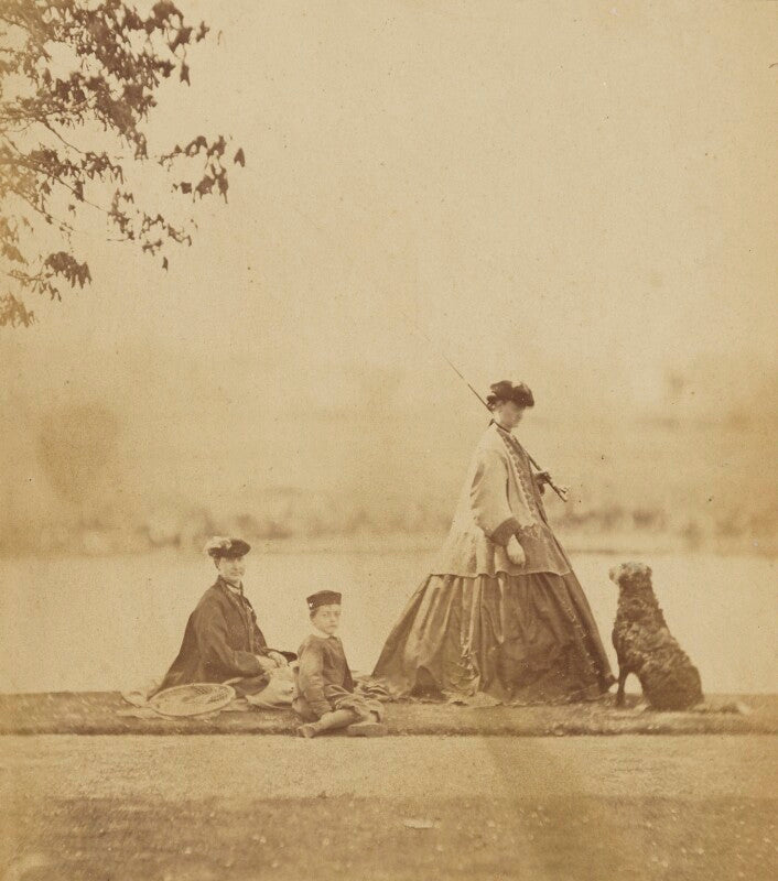 Mrs richards (née jacob); edward jacob; lucy emma meade (née jacob) npg ax137926