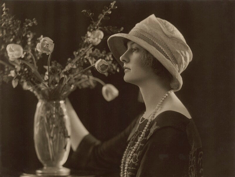 Elizabeth irving npg x84327