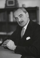 Sir (Richard) Gordon Munro NPG x90694