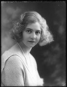 Elise Craven (née Elise Barbara Alleyne Barrett) NPG x101120