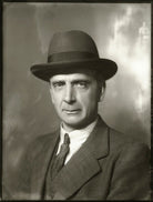 Walter Thomas Layton, 1st Baron Layton NPG x150295