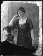 Marguerite Cecil Norton (née Huntington), Lady Rathcreedan NPG x120983