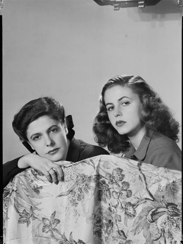 Stella Ward (née Carcano y Morra), Viscountess Ednam; Ana Inez Astor (née Carcano y Morra) NPG x195645