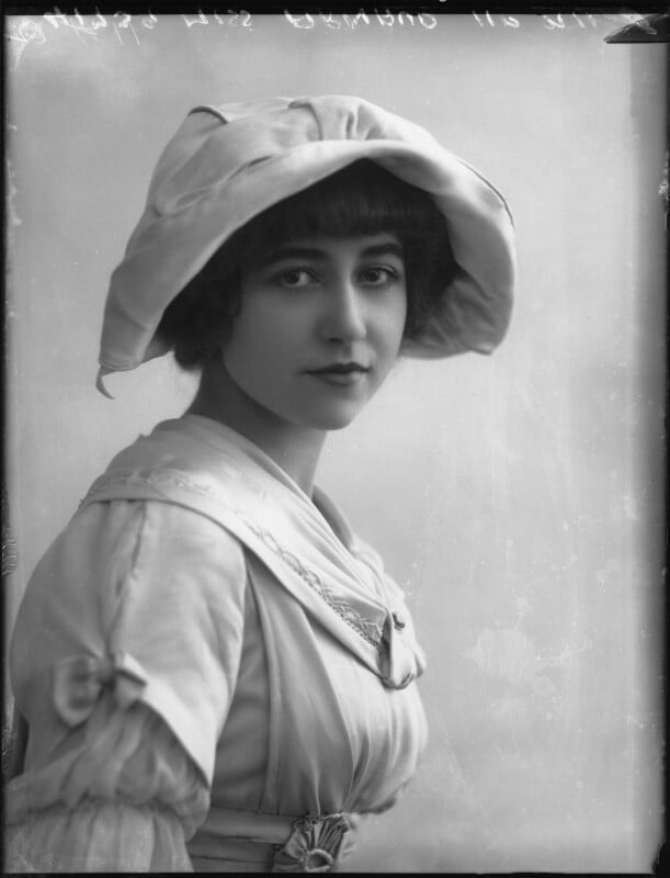 Yvonne arnaud npg x33376