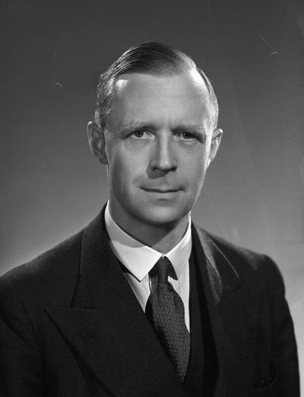Sir kenneth owen roberts wray npg x73092