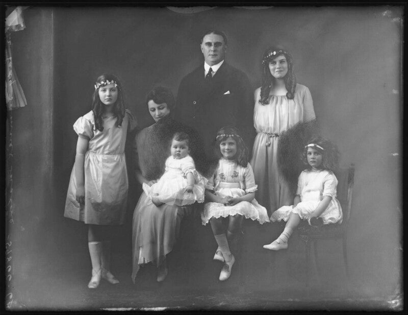 The instone family npg x121577