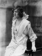 Dame (Esmerelda) Cicely Courtneidge NPG x19287