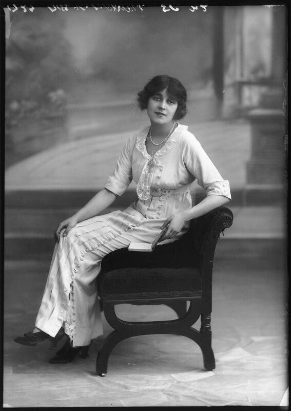 Vivien maxwell npg x101756