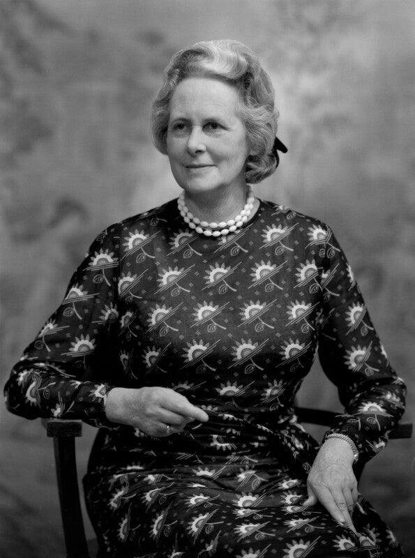 Dame (muriel) diana reader harris npg x171621