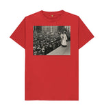Red Emmeline Pankhurst addressing a crowd in Trafalgar Square Unisex t-shirt