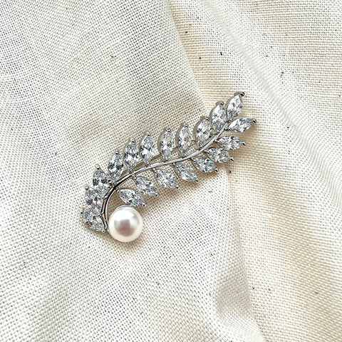 Leaf brooch decorated with cubic zirconia and a pearl, inspired by Queen Elizabeth II's jewellery, for the Platinum Jubilee collection at the National Portrait Gallery