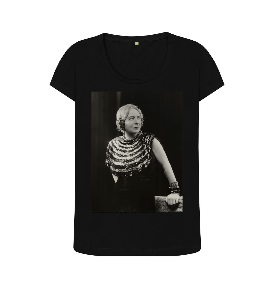 Black laura knight women's scoop neck t shirt